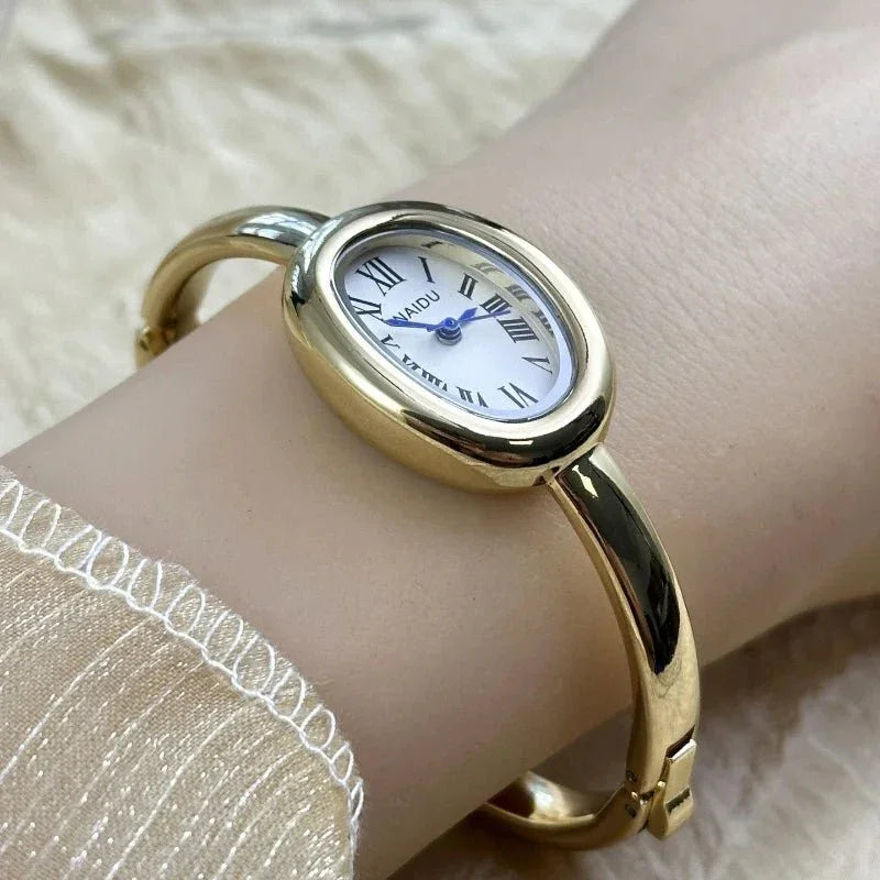 Montre Bracelet Femme Acier Doré - Petit Cadran Fashion color - RD Alcuni - Boutique Tech, Mode & Gaming